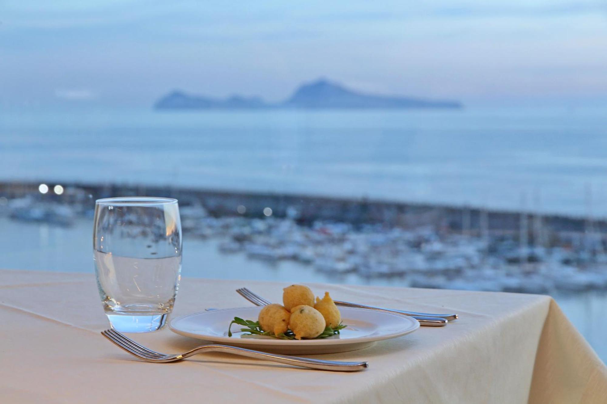 Hotel Poseidon Torre del Greco Ngoại thất bức ảnh